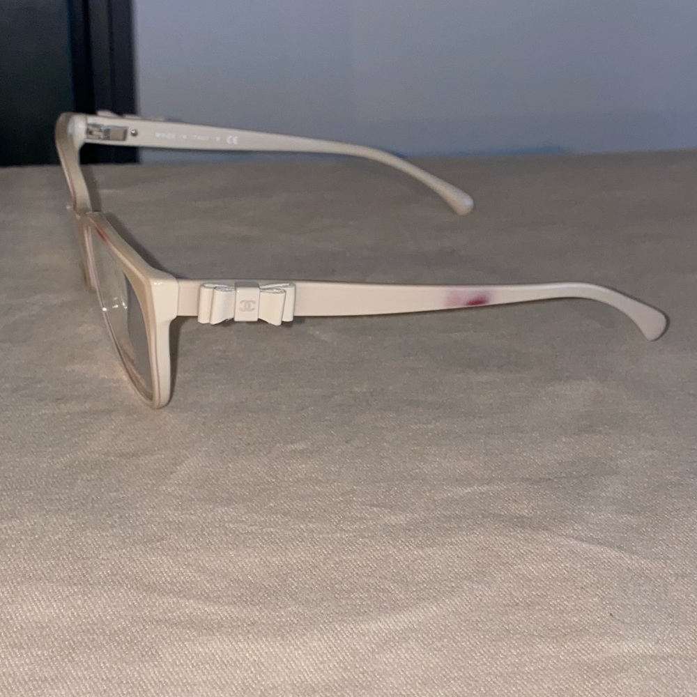 Chanel nude frames - Picture 6 of 15